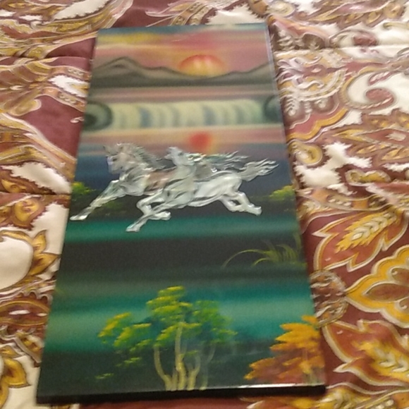 Hanging pictures - Picture 3 of 5